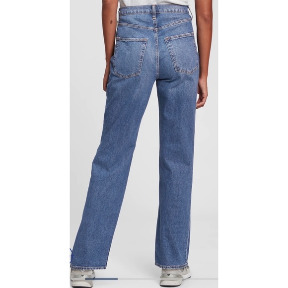 Gap High Rise '90s Loose Jeans in Organic Cotton with Washwell - Picture 3 of 7